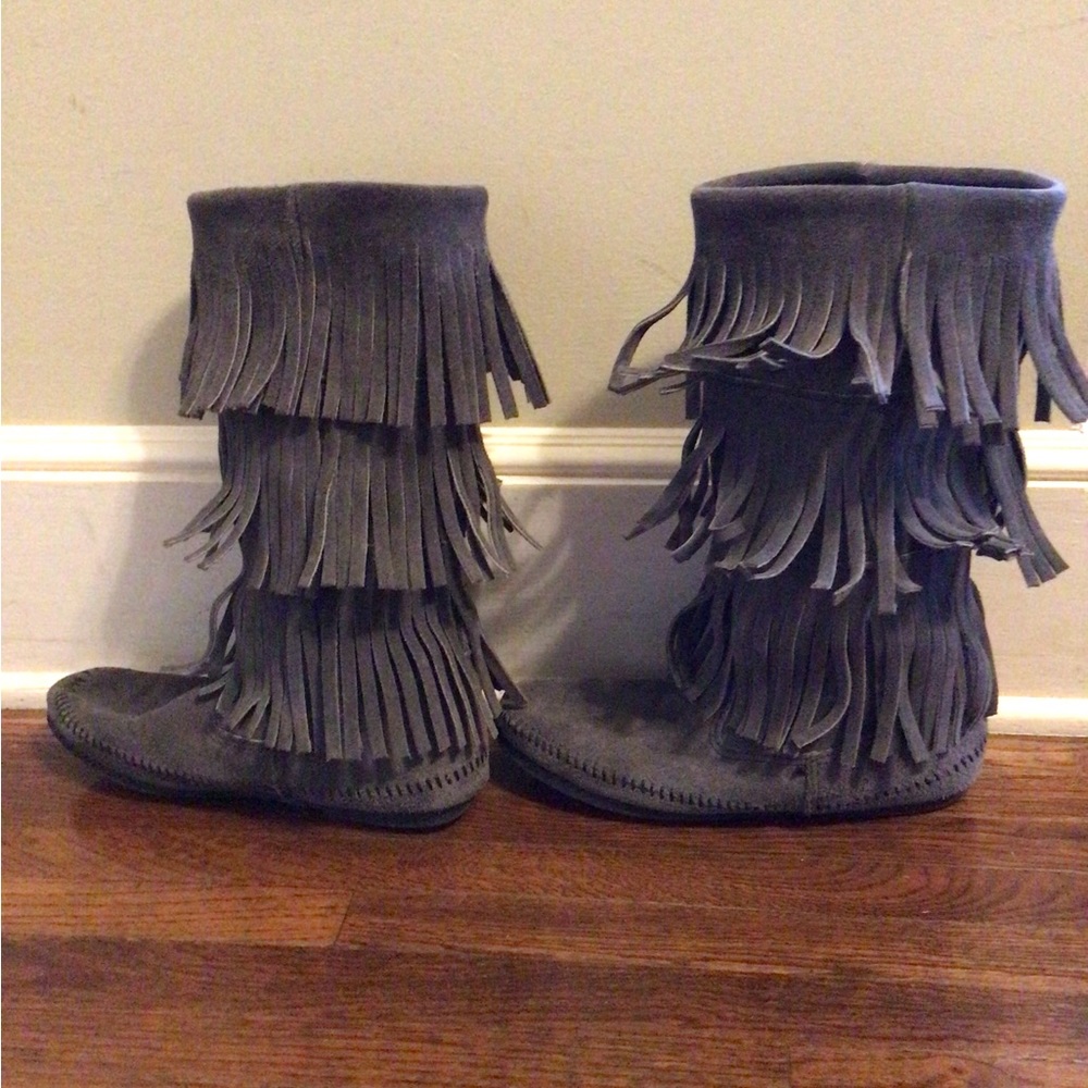 Minnetonka Fringe Moccasin Boots